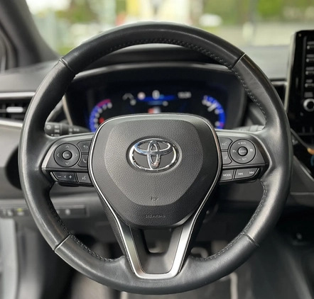 Toyota Corolla cena 99999 przebieg: 76500, rok produkcji 2021 z Wasilków małe 326